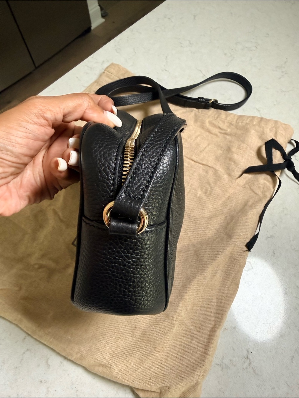 Gucci Black Soho Disco Crossbody Bag - Picture 3 of 10